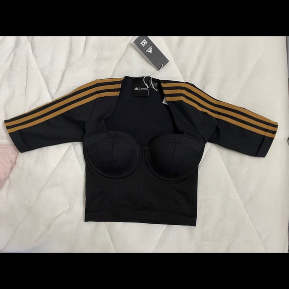 IVY PARK Tops - Ivy Park X Adidas crop LIMITED ED